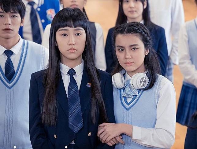 青春期情竇初開，年輕的男老師容易成為女生「男神」