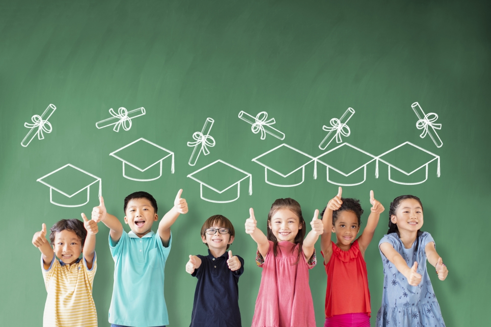 如孩子比同齡人矮小,家長難免擔心