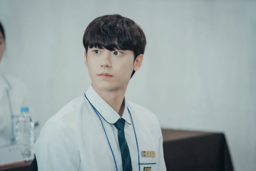 有網友說教表弟默書時,竟教錯寫「擠」字。