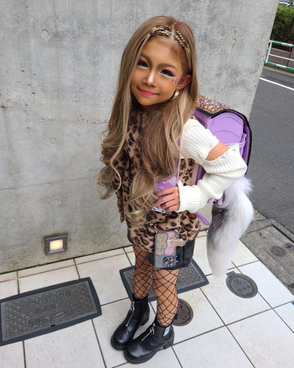 Yunachi由8歲開始立志做辣妹