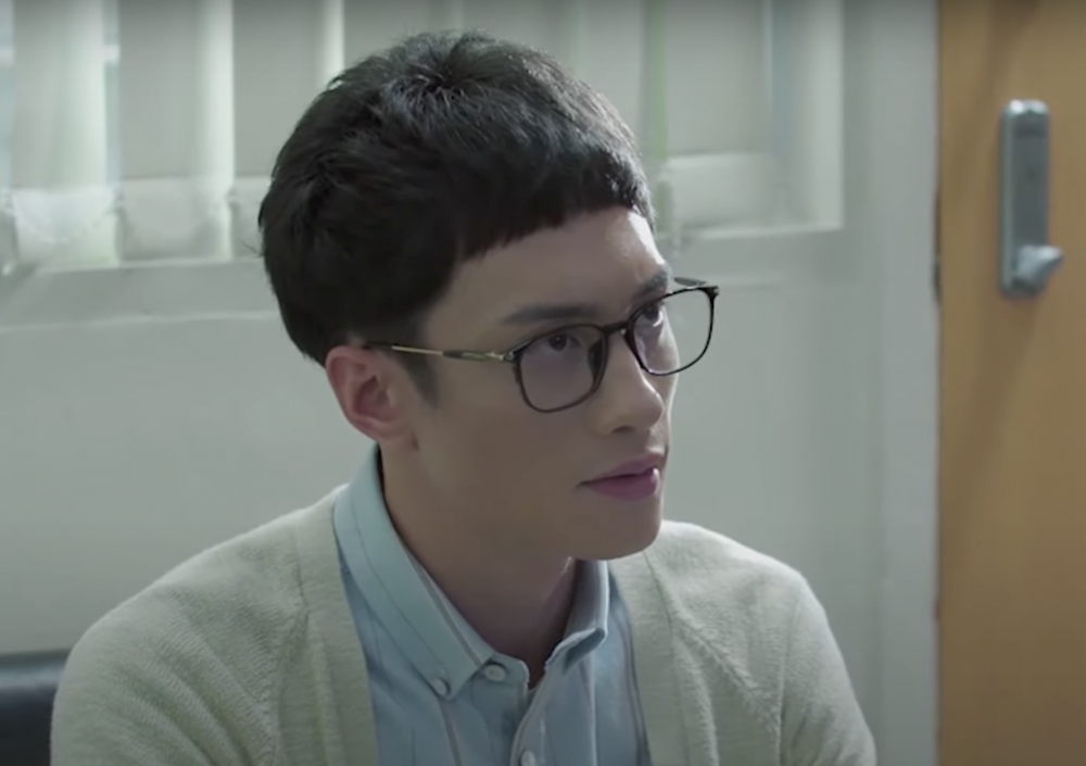 老師向事主投訴兒子有浪費食物的習慣。