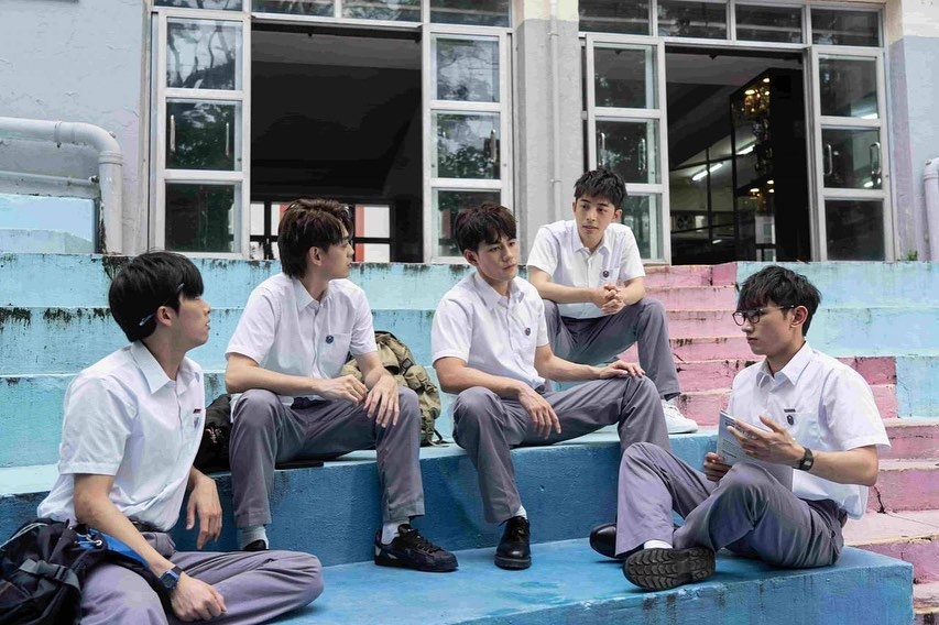 分享一出即引來不少網民留言，指樓主很慘，在學校想去廁所都那麼繁複。