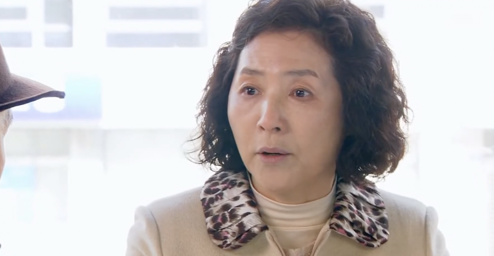 媽媽崩潰地說:「一直講她們,也講到自己真的覺得心好累……」。