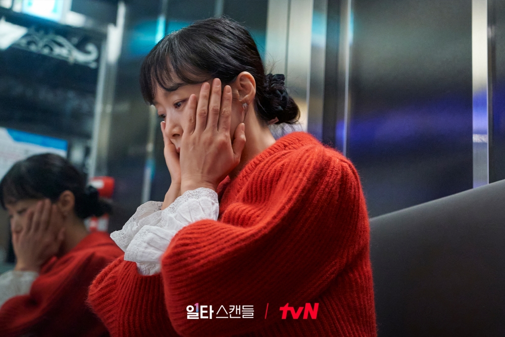 事後港媽懊悔不已,後悔當時曾以女兒為恥