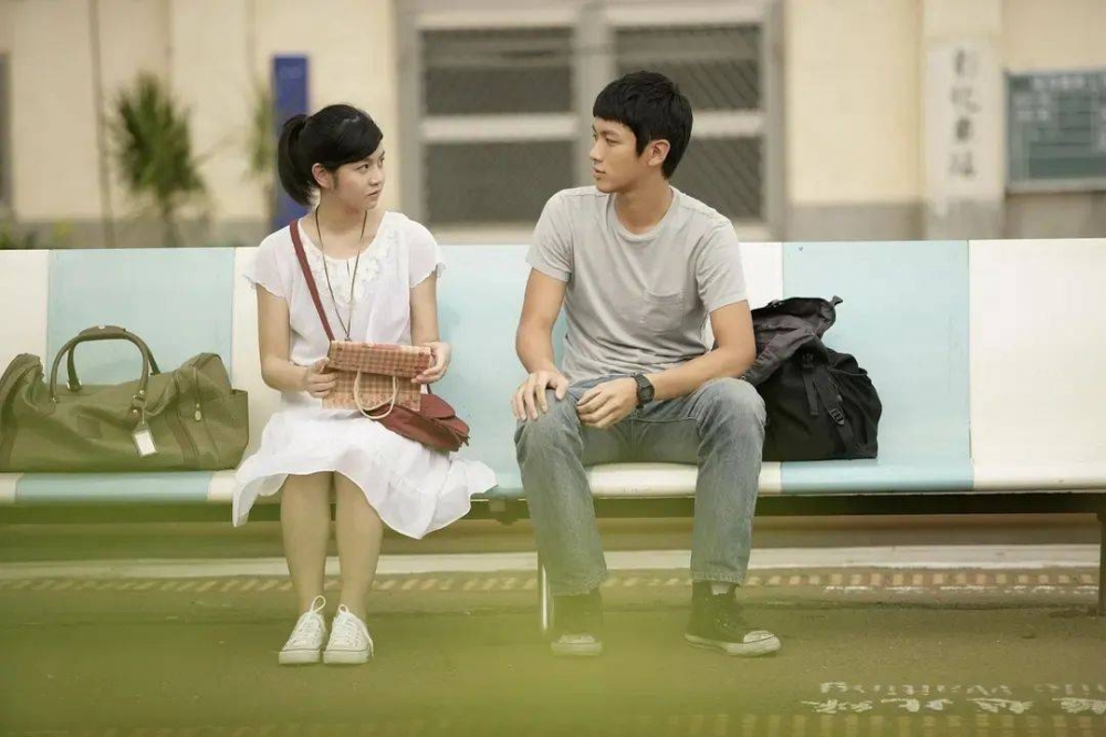 女生羨慕那些免費讀大學的同學