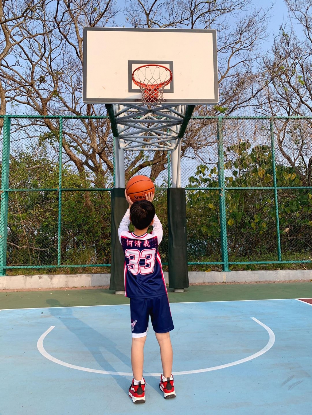 仔仔即使知道會變成80分以下，仍選擇做正確的事。