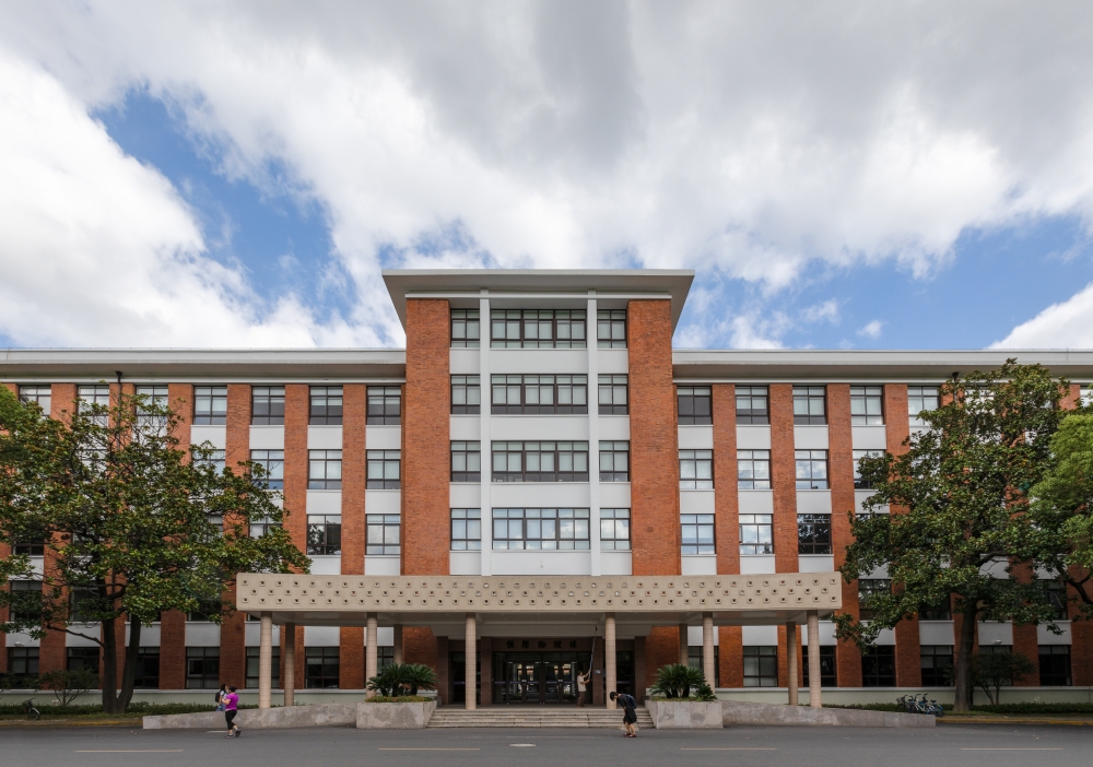 復旦大學近年錄取了多間香港名校的畢業生