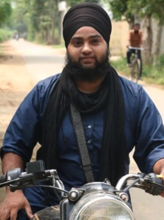 印度一名子身體出現異常，突然長出很多體毛，就連鬍鬚都有，就如男子一樣。