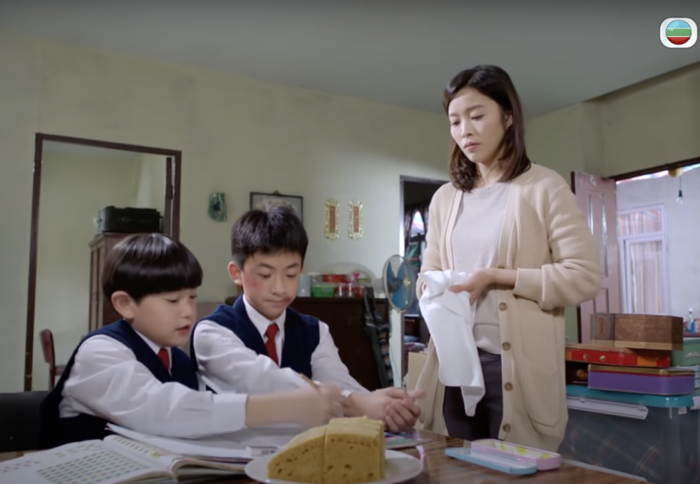 網民指小五六時可以靠小聰明考到佳績，但入讀中學後，便不能依靠小聰明