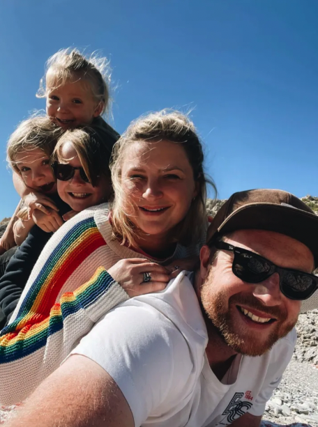 Kayla很喜歡這種生活，形容身處樹林中，或在長滿草的梯田上，就如擁有屬於自己的天堂。