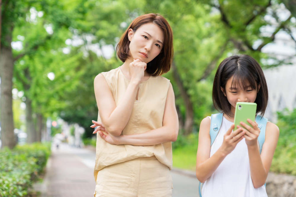 家長除了要留意子女安全,也要向他們灌輸危機意識。