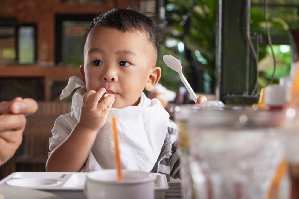 發文媽媽說,自兒子出世後,每次外出用餐都很不輕鬆。