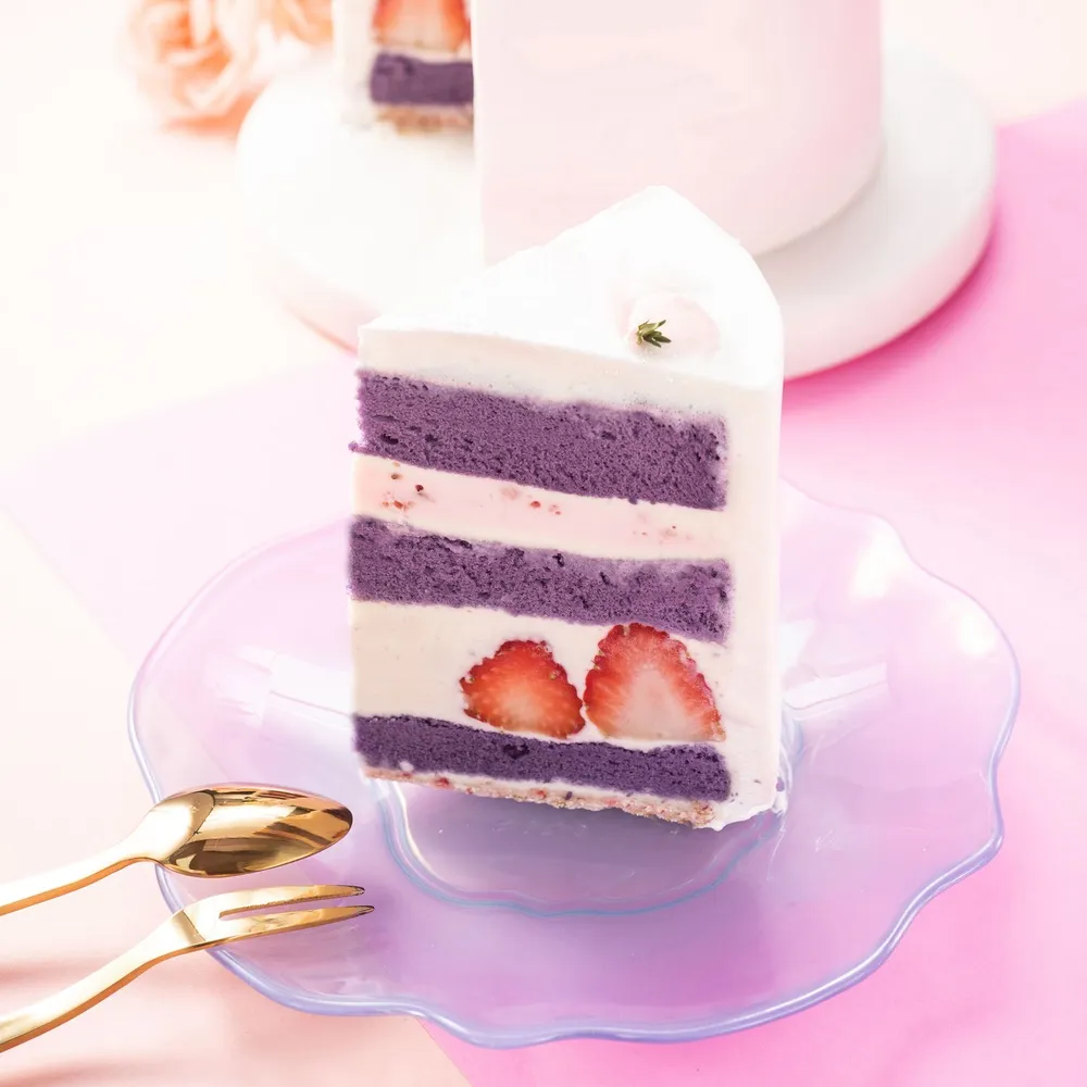 Pâtisserie Jane母親節限定紫薯士多啤梨蛋糕。