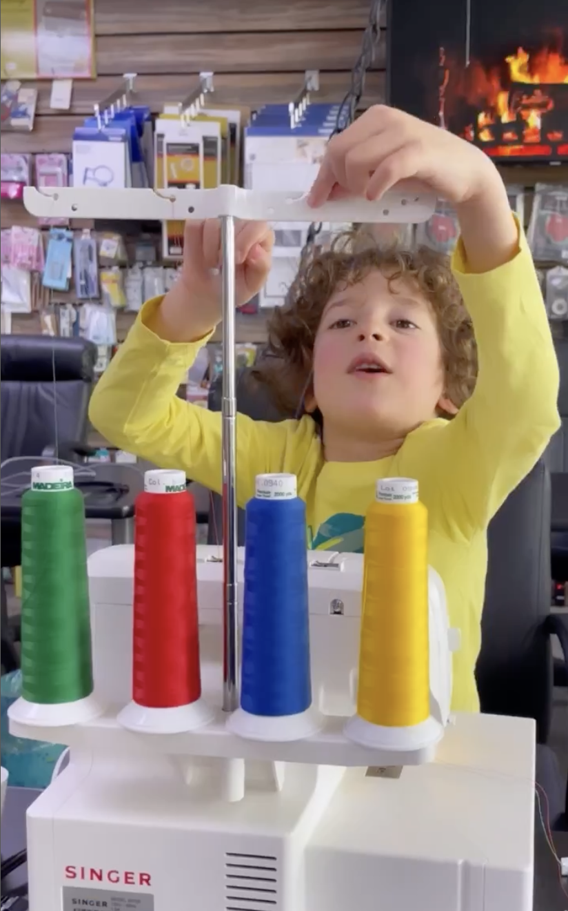 Max對縫紉是認真的!