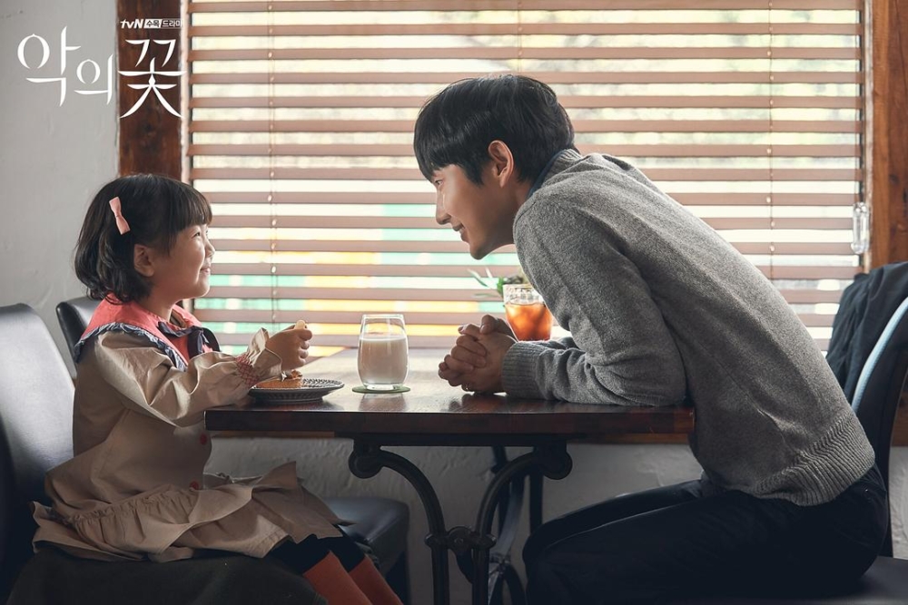 網民認為孩子就該有孩子的穿著。