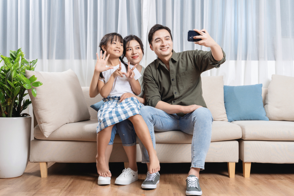 老豆退出家庭群組，阿女覺得爸爸好有型。