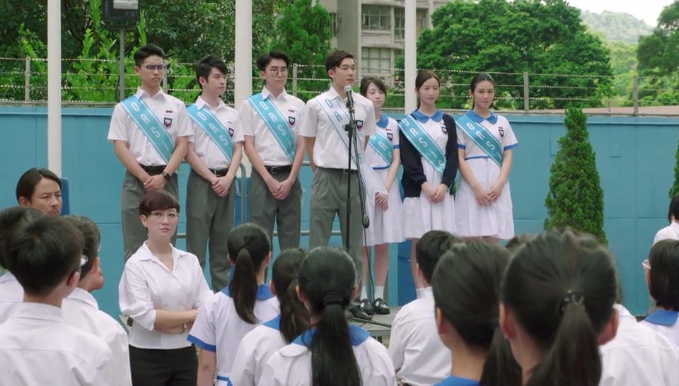 中三優秀生愛上課外活動，無法兼顧學業。