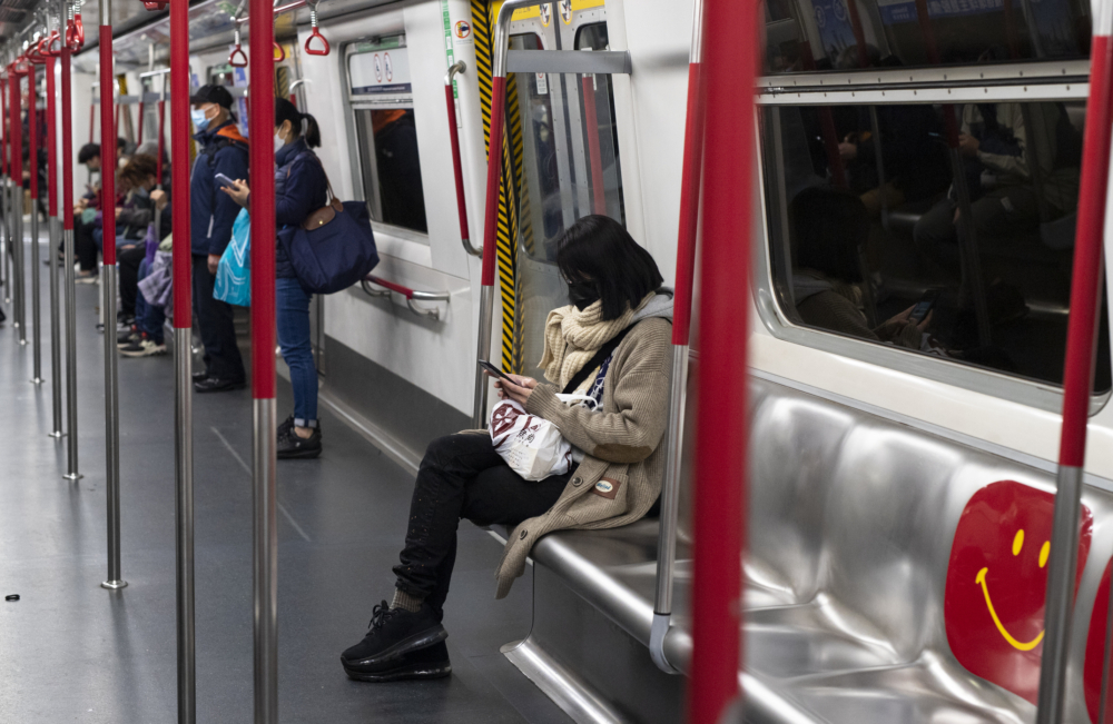 若你是男乘客,會讓出座位嗎?