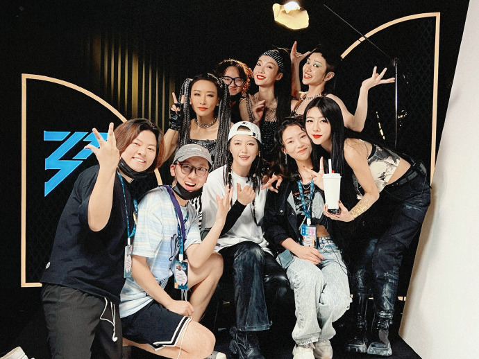 張智博是芒果TV知名綜藝導演,參與過《浪姊3》製作。