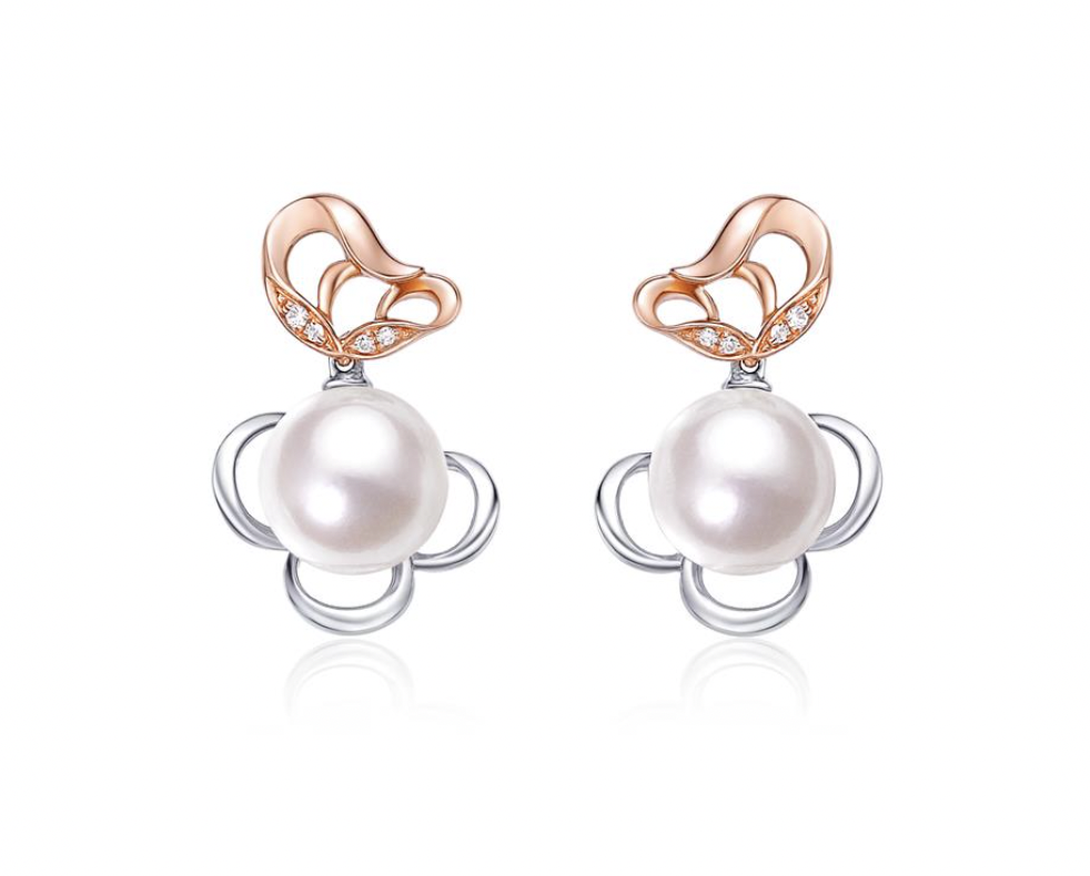 母親節禮物2023-18K/750 白色及玫瑰色黃金美鑽珍珠長春花蝴蝶輪廓耳環。