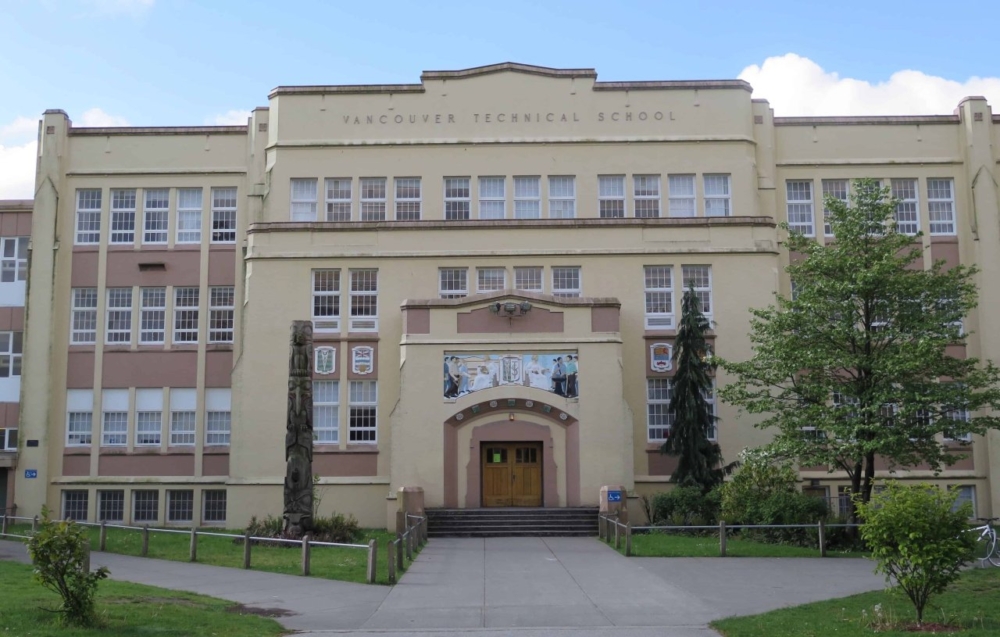 Vancouver Technical Secondary School曾被加拿大教育協會公認為是21所模範中學之一。