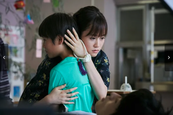 妻子不想強迫孩子出席喪禮