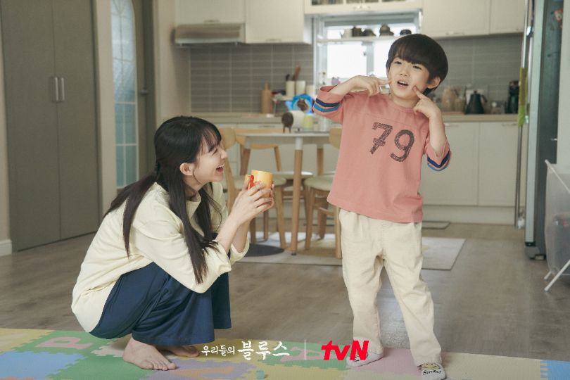 兒童成長陪伴師工作內容廣泛，需要陪吃陪玩陪讀等。