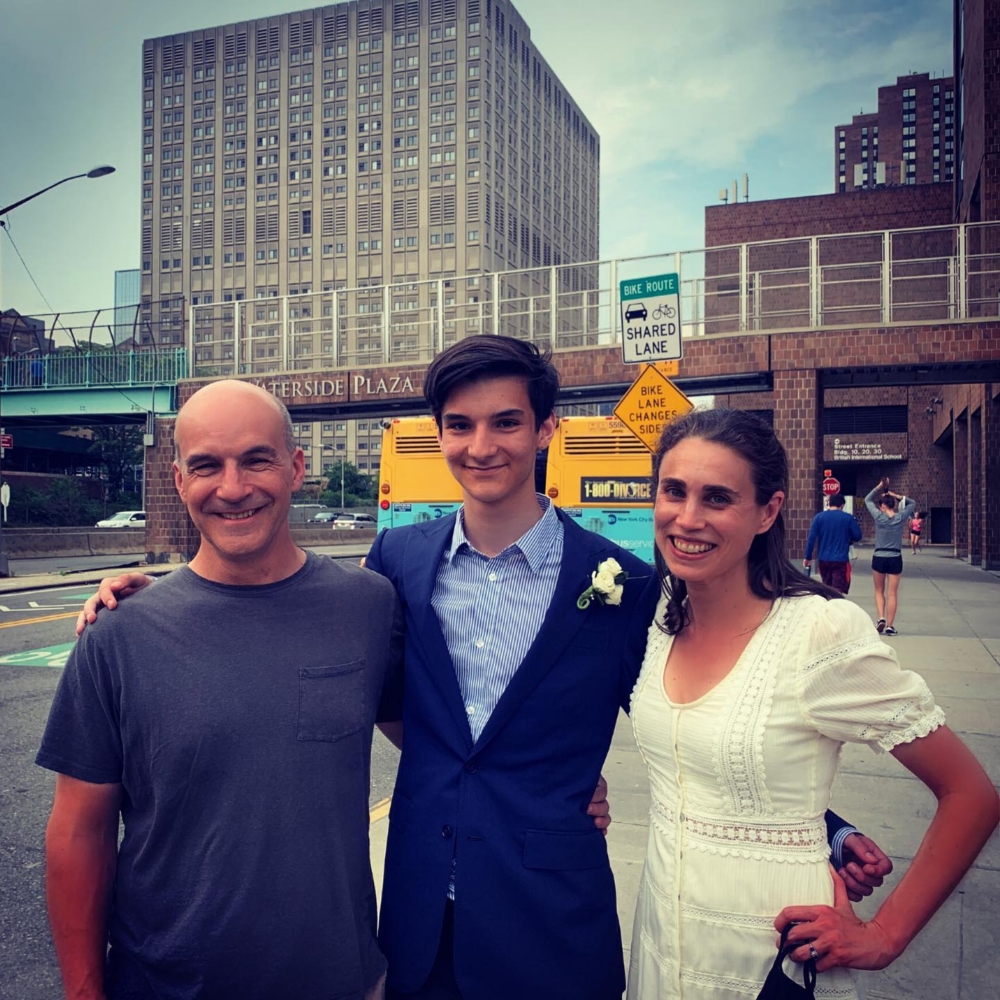 分居讓兩人更珍惜對方的付出,成為愛情保鮮秘訣。