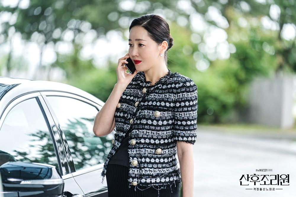已屆43歲的人妻,問網民應否生二胎?