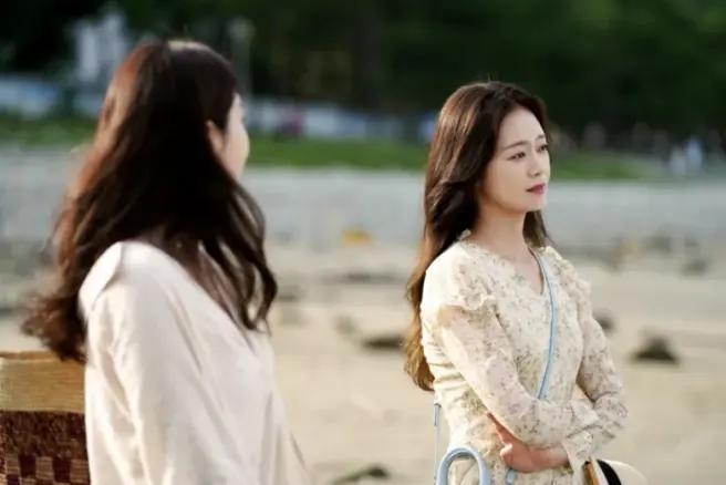 太太表示與初戀女友的妹妹仍有聯絡，甚至還會一起出來吃飯。