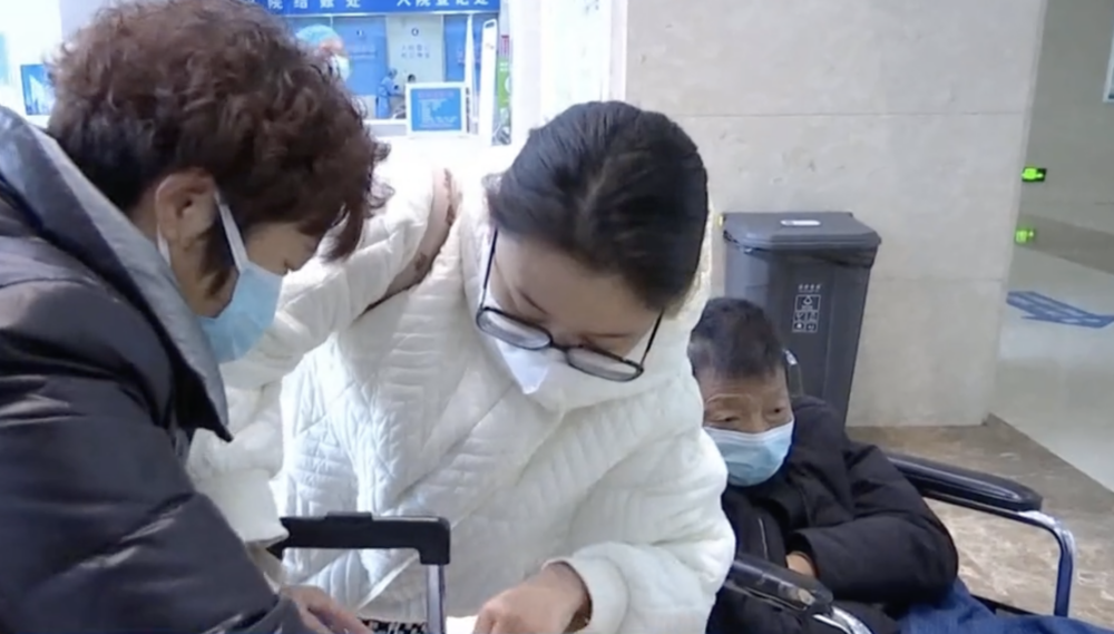 章小姐的努力感化病患，讓他們重展笑顏。