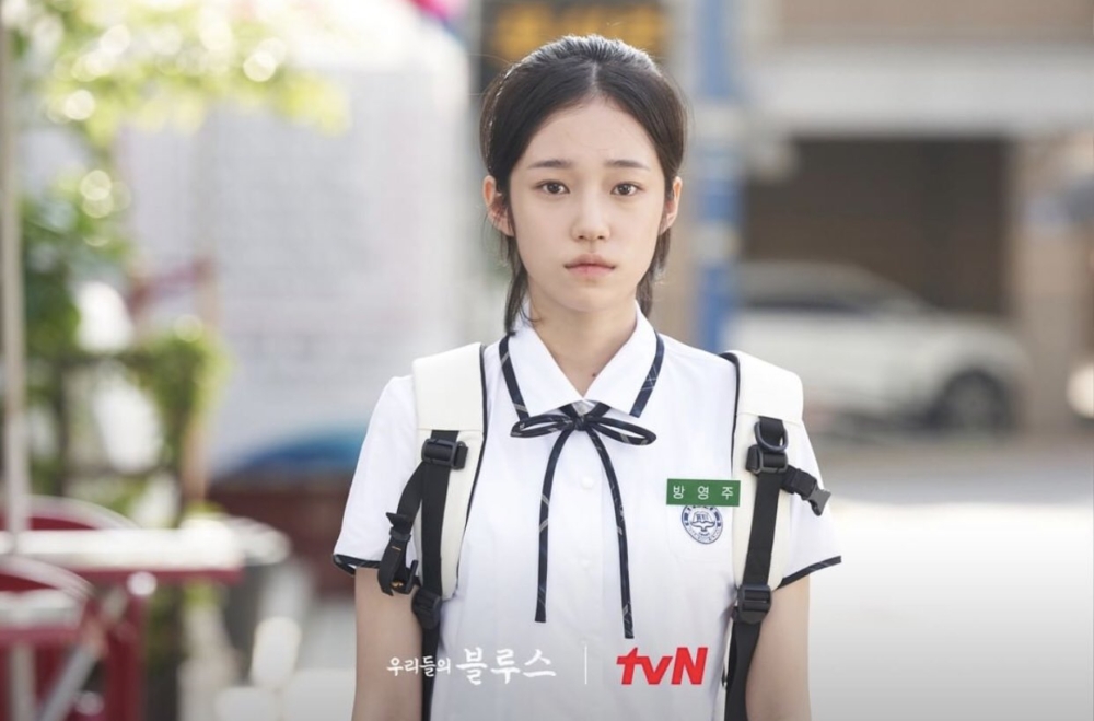 網民表示自己曾在和同學外出時被父母跟蹤，讓他不寒而慄。