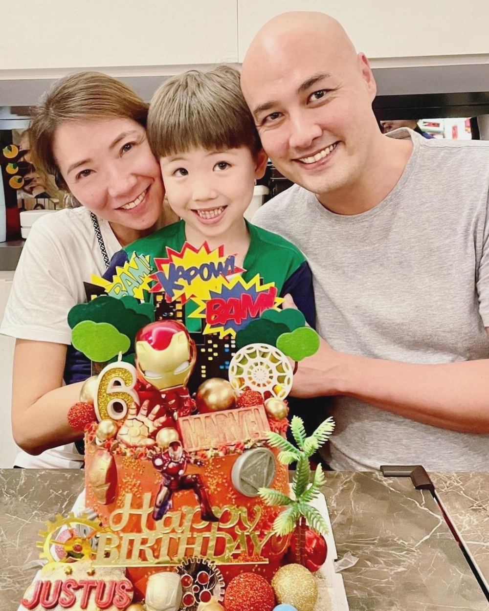 車婉婉及外籍老公魚油6歲兒子車浚義(BBQ)。