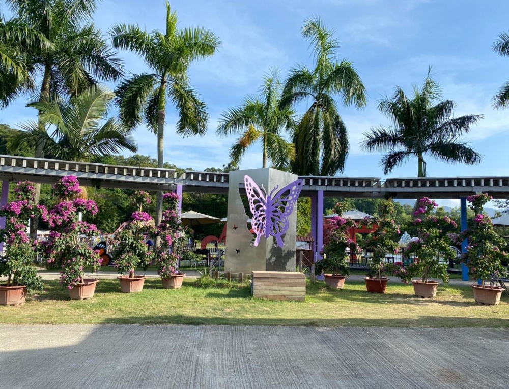 蝶豆花園以蝴蝶、咖啡豆和花做主題。