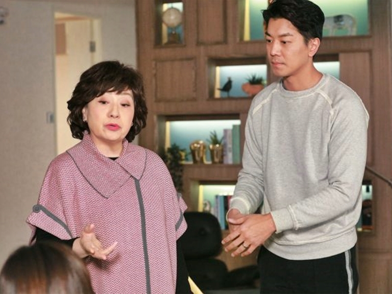 該名網民表示不滿父母催生仔。