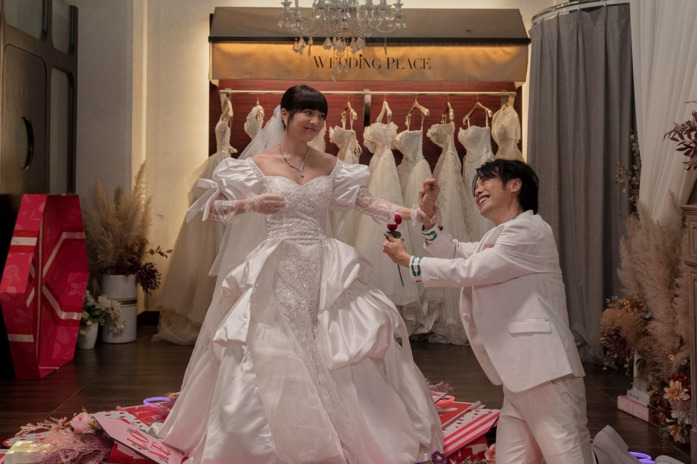 港媽原本不好意思再義租婚紗，卻因良好家教感動店主。