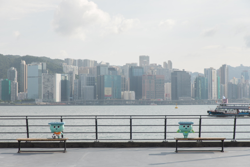 公園能欣賞維港日落和夜景。