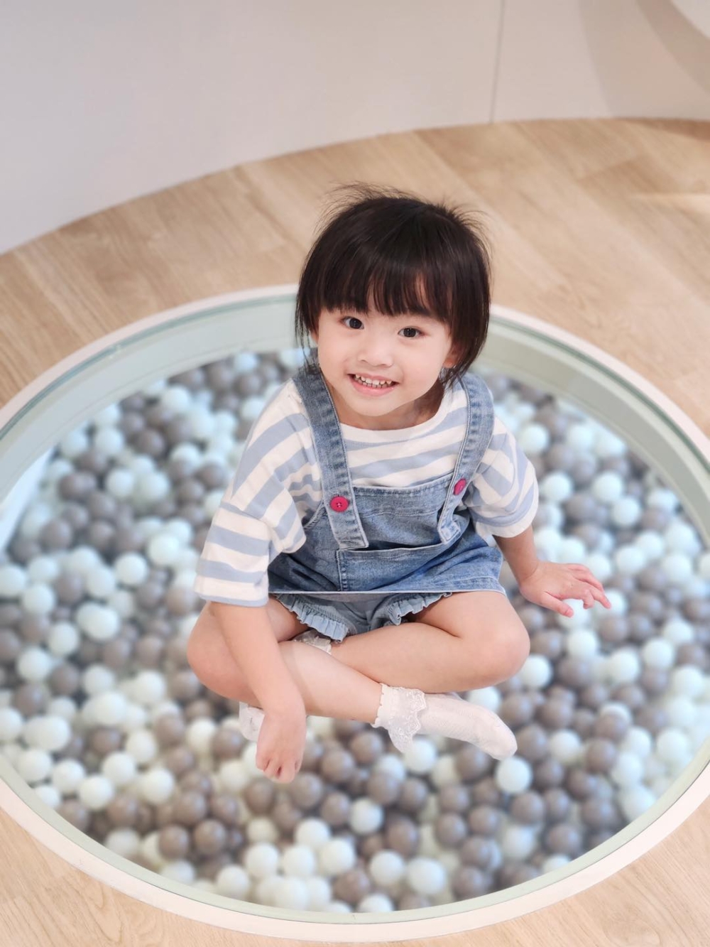 Harper曾上playgroup，但因分離失敗而告終。