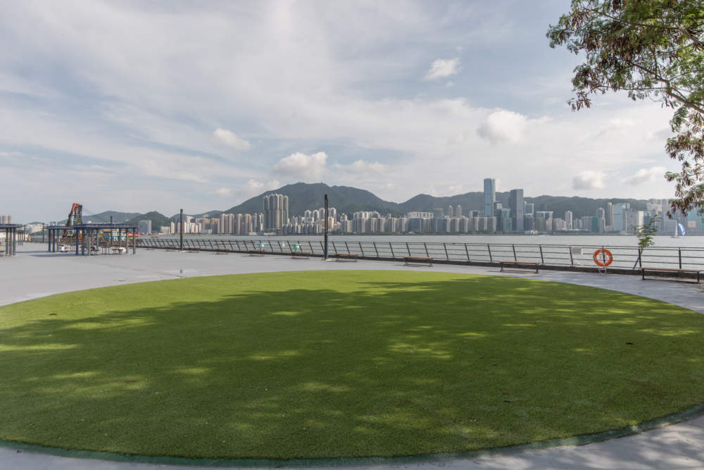 公園設有休憩及健體設施、兒童遊樂設施、草地、桌椅、有蓋設施和多功能活動空間。