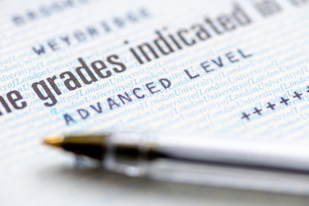 A-level是英國傳統高中課程。