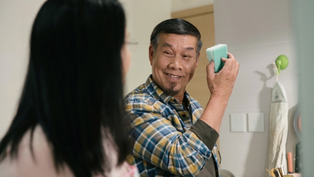 男友父親連酒席、請柬、酒水、司儀、婚車都準備好，只需兩人準時出席！