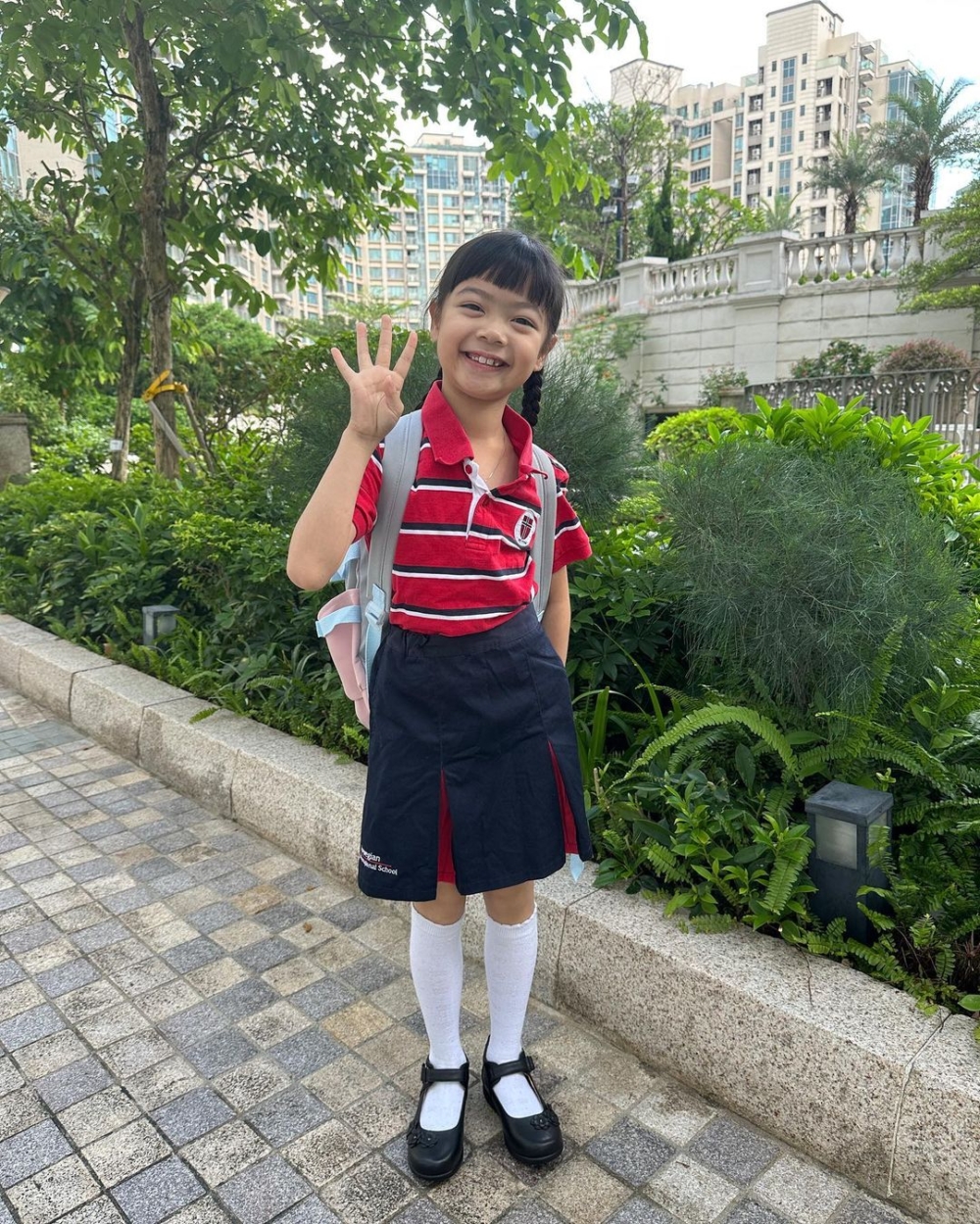 女兒包包就讀挪威國際學校。