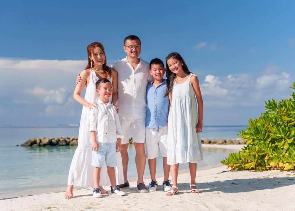 曹敏莉（Mandy）和丈夫張家傑育有三名子女。