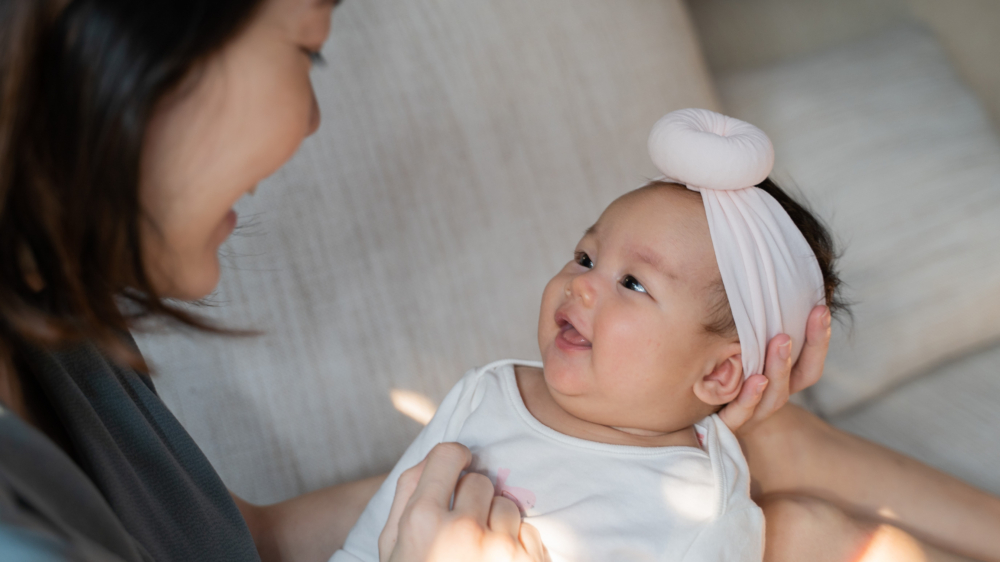 事主滿心期待女兒的來臨，但照顧寶寶的生活不似預期