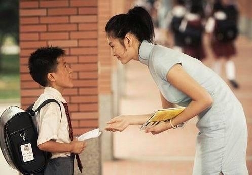 家長認為老師身材太好會影響學生