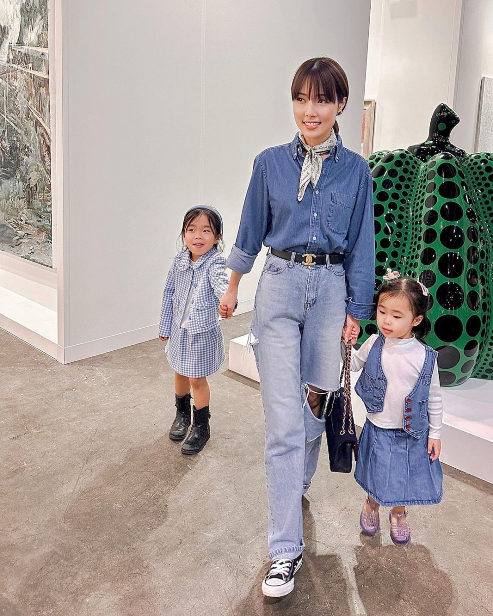 Sue Chang先後誕下大女Jane(張芯瑜)及細女Kaia。