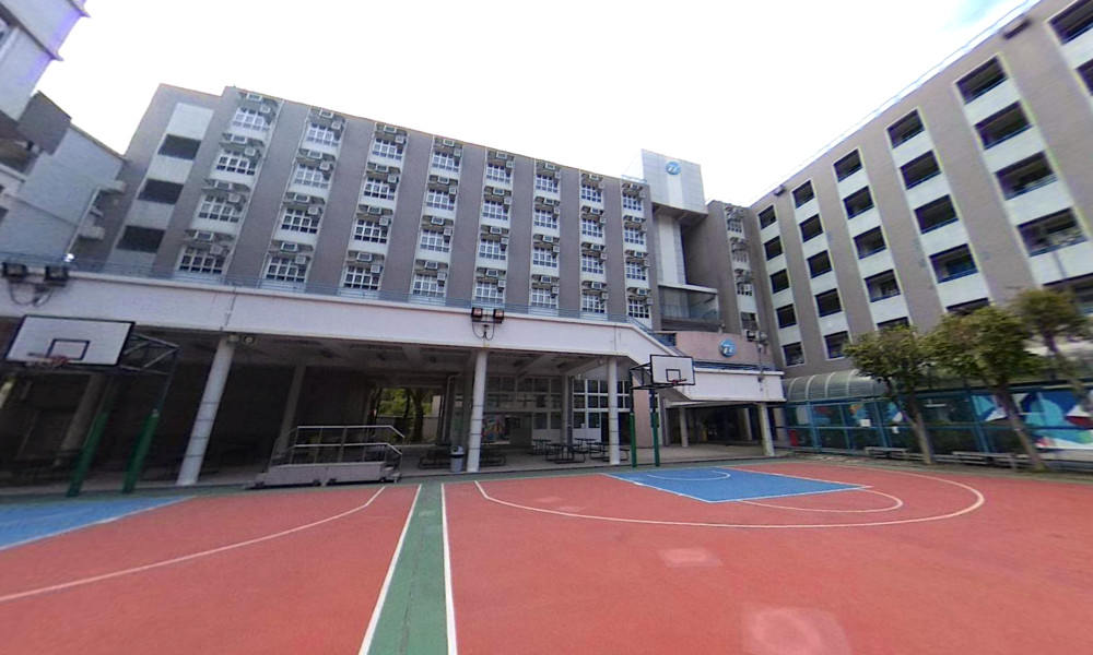 賽馬會體藝中學是唯一一間可百分百自行分配學位收生的津貼中學。