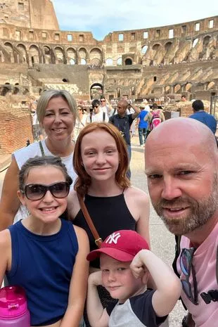 他們去了法國、比利時、德國、丹麥、瑞典、挪威、芬蘭、愛沙尼亞、拉脫維亞、立陶宛、波蘭、斯洛伐克、捷克、奧地利、匈牙利、克羅埃西亞、蒙特內哥羅、阿爾巴尼亞、北馬其頓、保加利亞、土耳其、印度、澳洲、保加利亞、希臘、義大利、西班牙和葡萄牙，共28個國家。