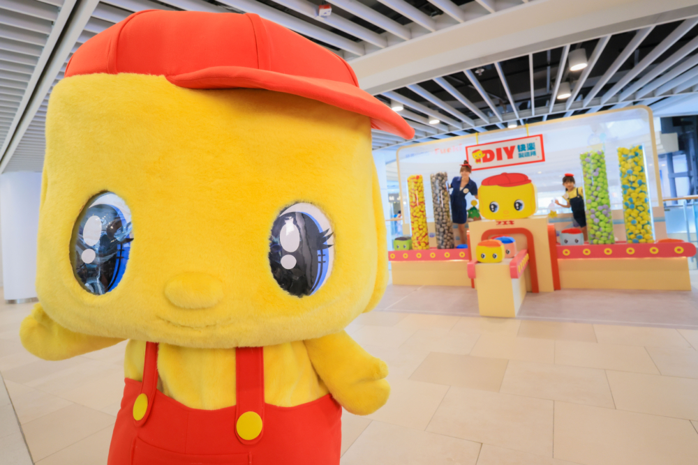 慈雲山中心的「Fueki DIY 快楽製造所」舉辦Fueki 燈籠工作坊。