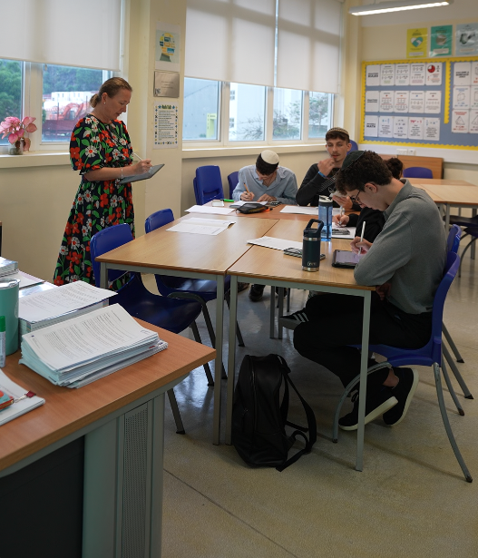 學生的上課情況。